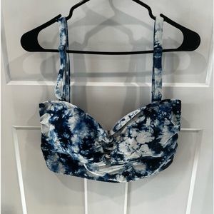 Excellent used condition size 1 Torrid swimsuit top